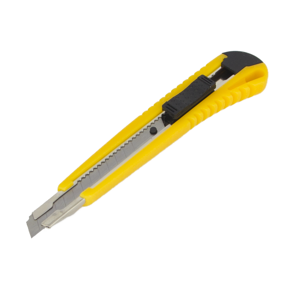 Cutter plastic with metal guide